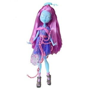 Monster High Kiyomi Haunterly Original Haunted Doll G1